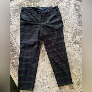 Black Watch plaid dress pants in size 8R